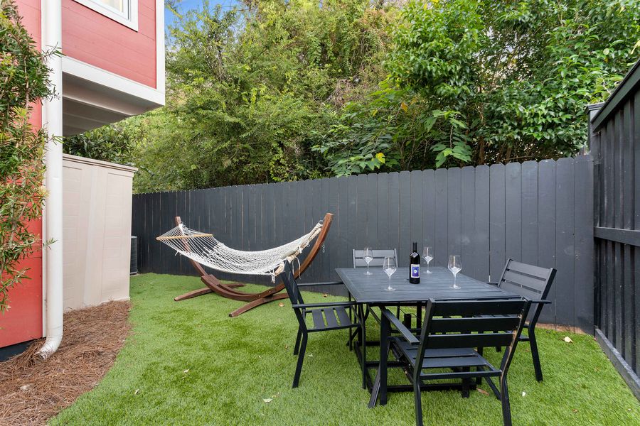 Welcome to your Downtown Charleston rental!