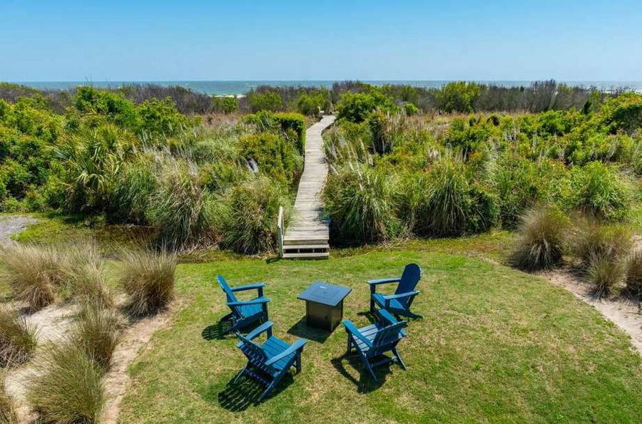 Steps from the sand, kick back and relax in Isle of Palms!