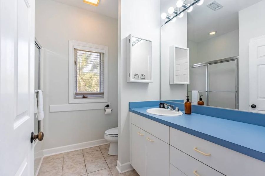 Bathroom 2: Walk-in shower