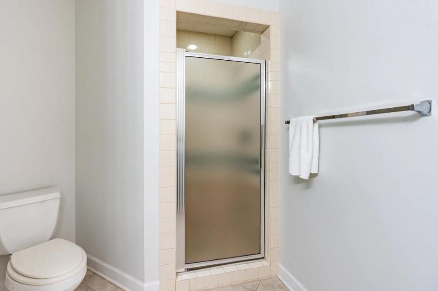 Bathroom 3: Walk-in shower