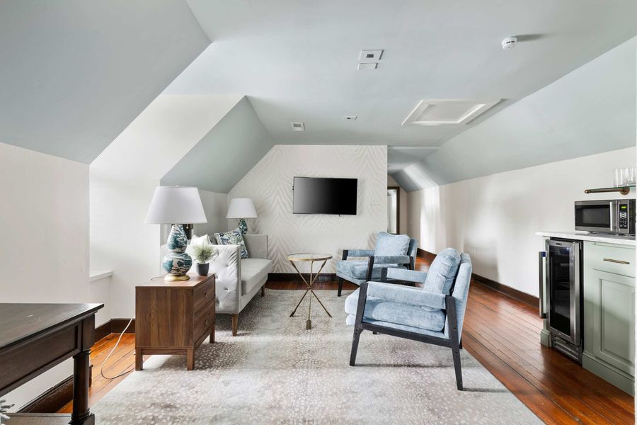 Living room+ TV