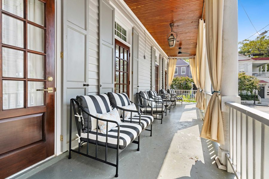Spacious shared porch w/ seating!