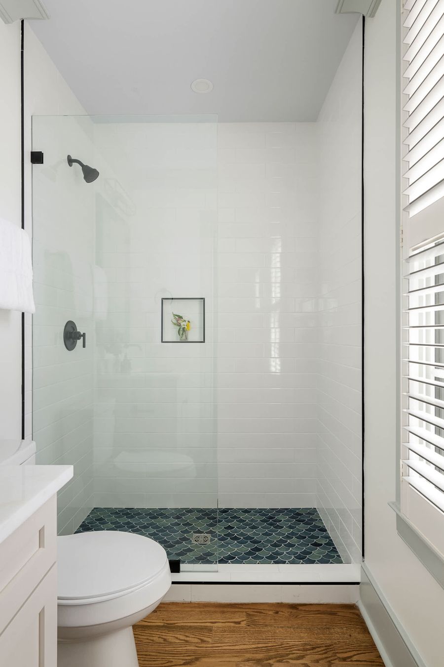 Bathroom 2: Walk-in shower