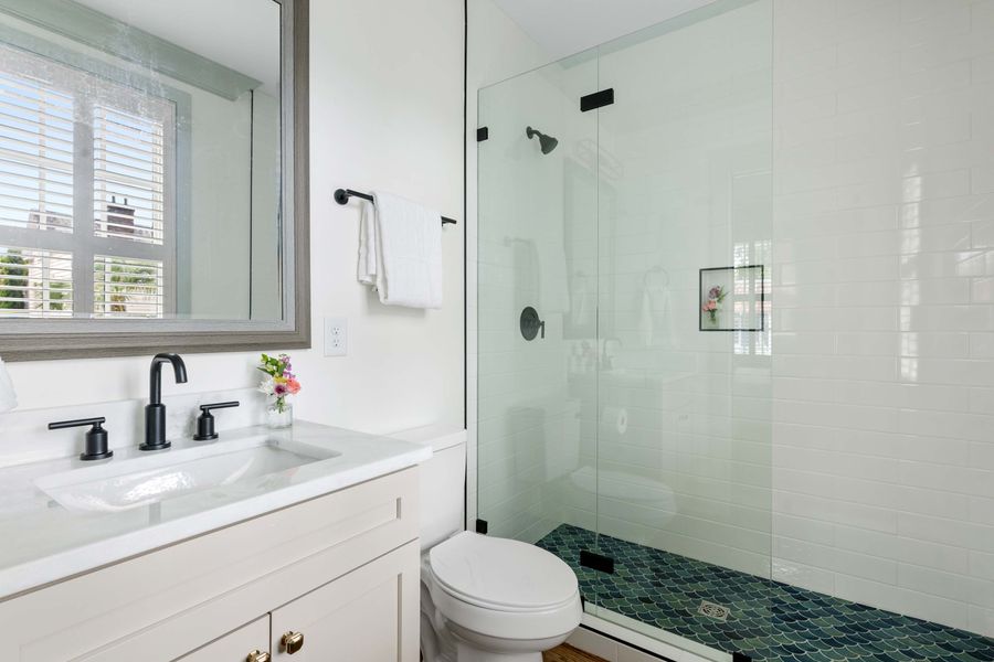 Bathroom 2: Walk-in shower
