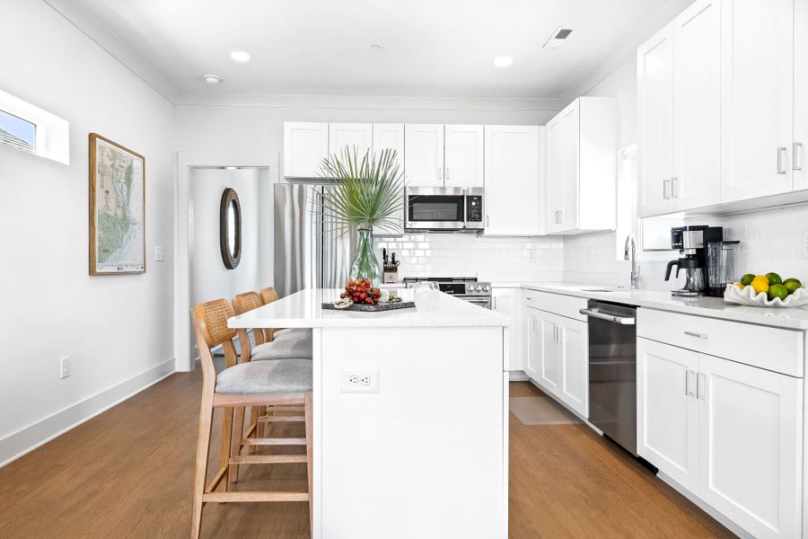 Fully equipped kitchen