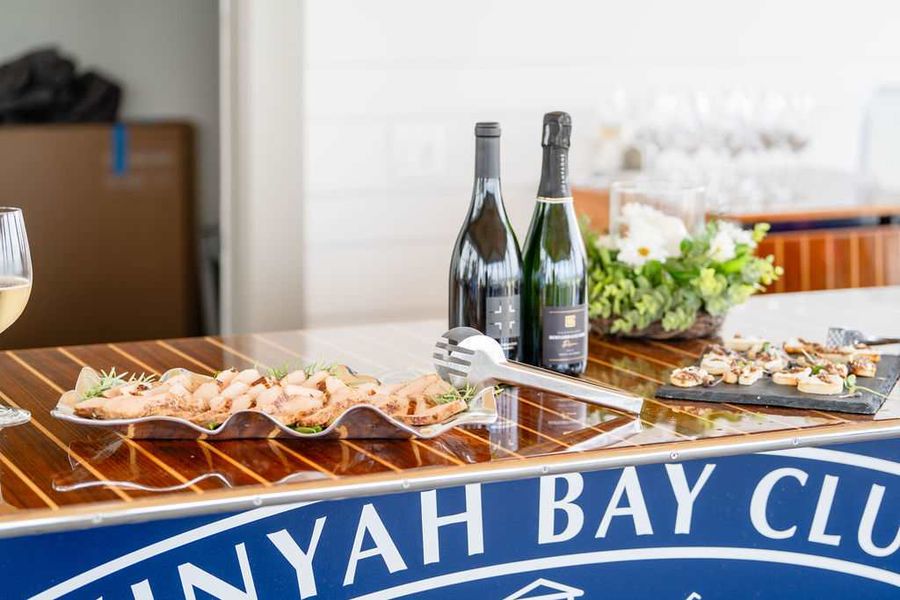 Host your next gathering with family and friends at the Winyah Bay Club! 