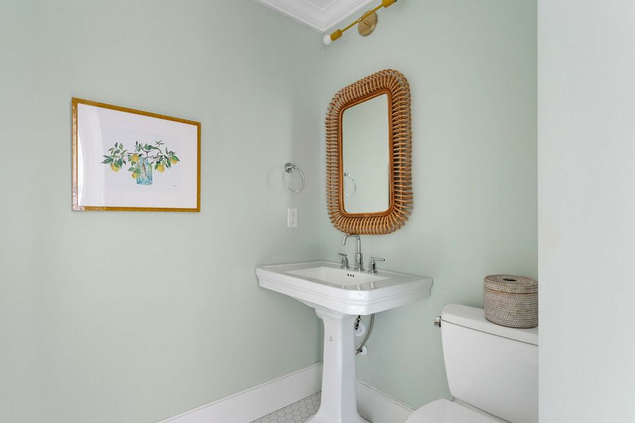 Bathroom 5: Walk-in Shower 