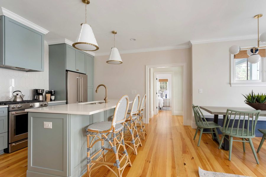 Fully equipped kitchen with island seating 