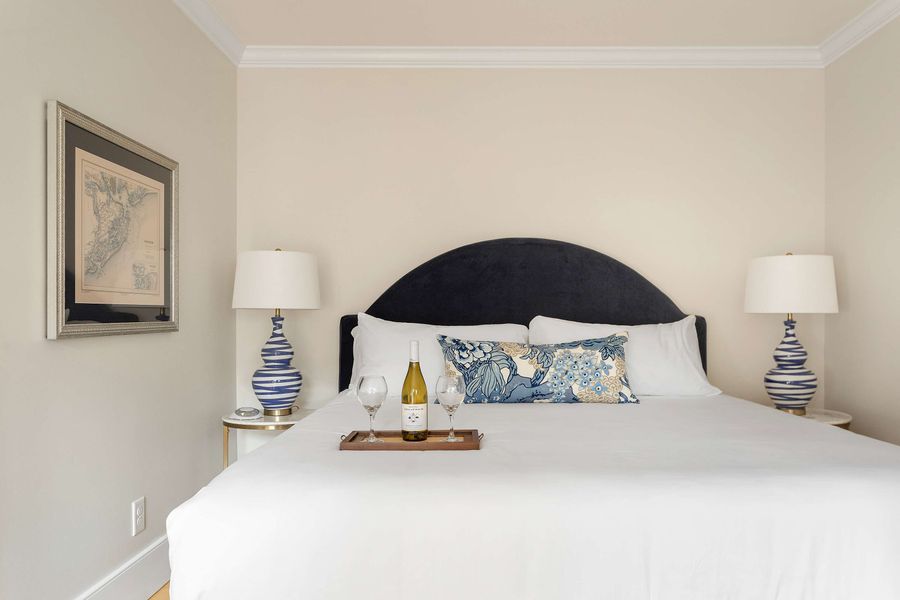 Bedroom 6: King Bed + TV + Kitchenette 