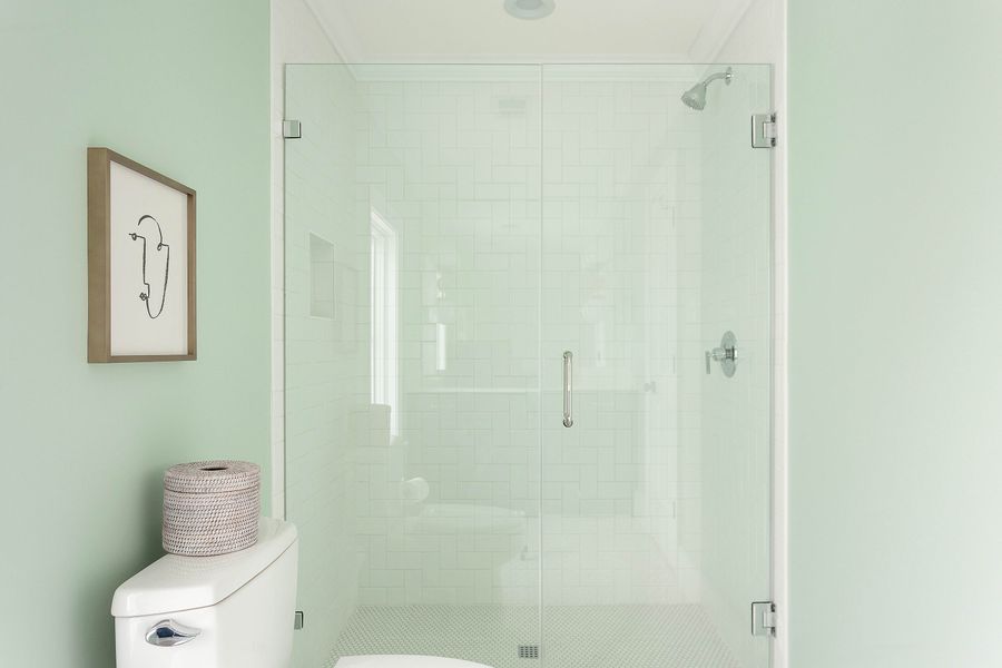 Bathroom 3: Walk-in Shower 