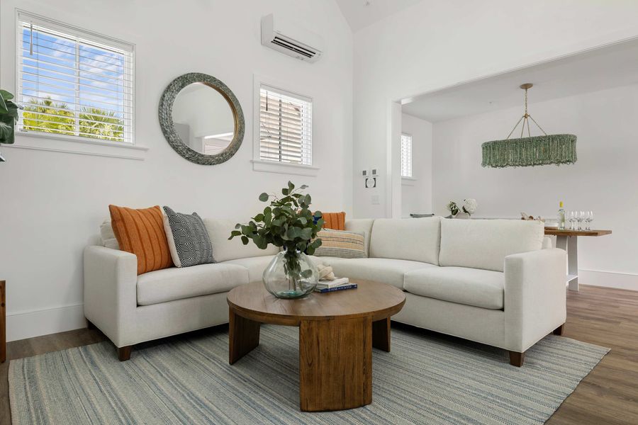 Spacious living room with seating for your group 