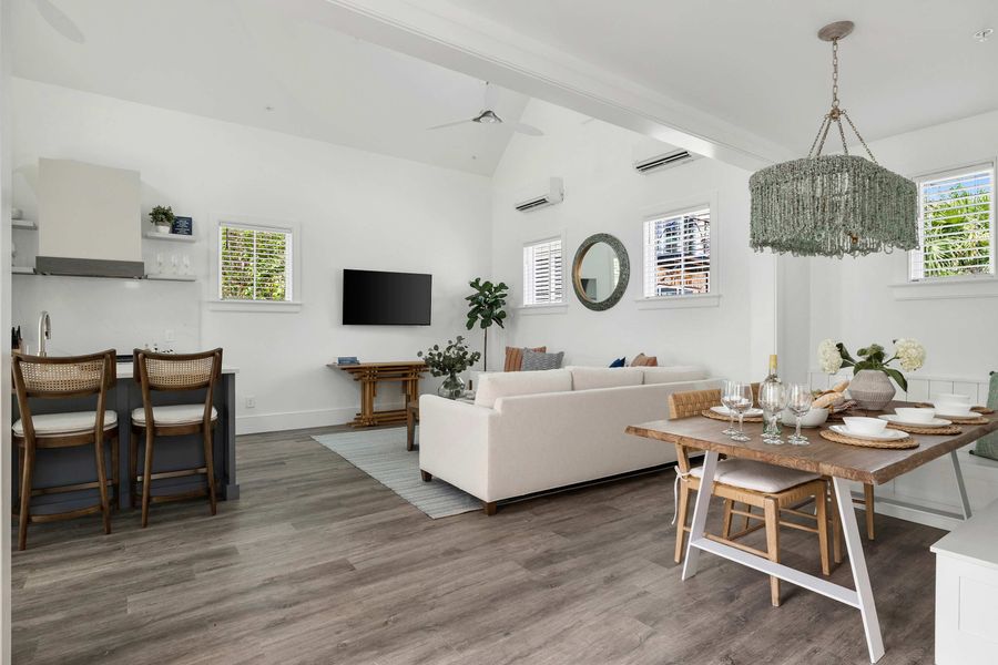 Spacious living room with seating for your group 