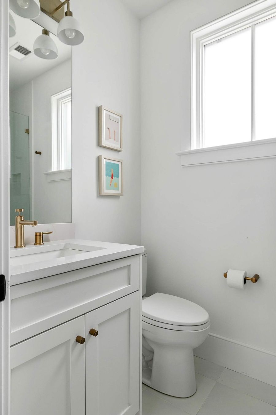 Bathroom 2: Walk-in Shower 