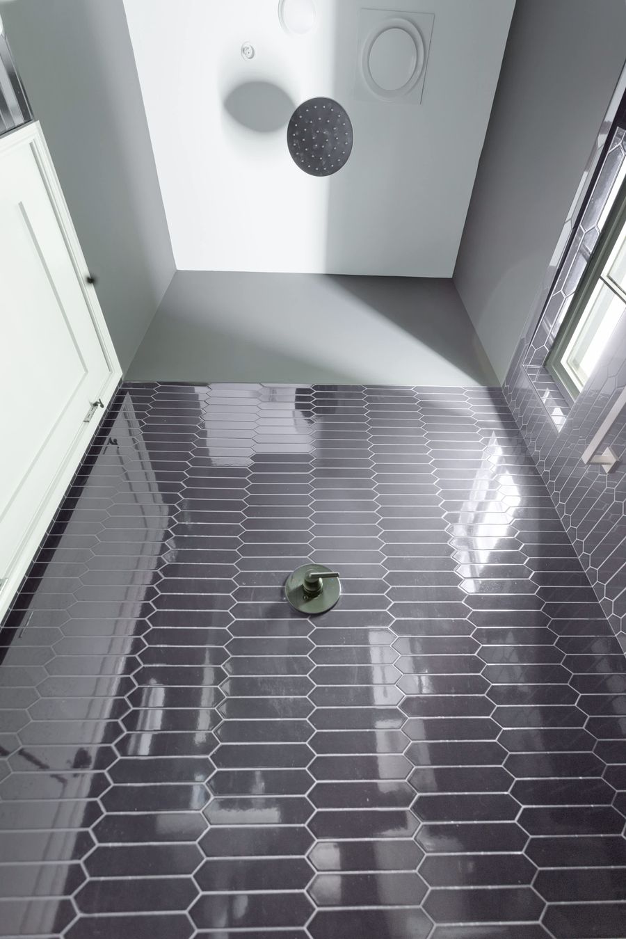 European style bathroom and shower! Amenities provided :)