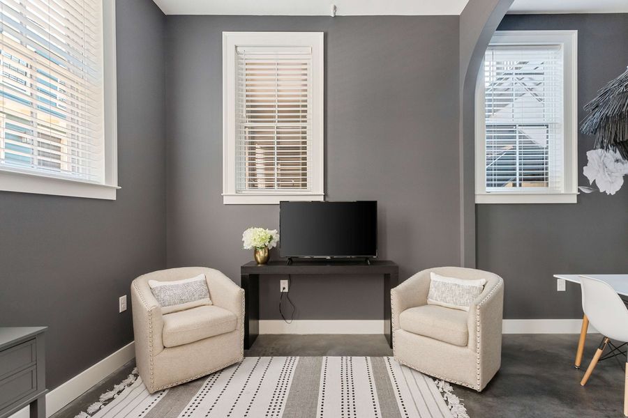 Seating area with a smart TV 