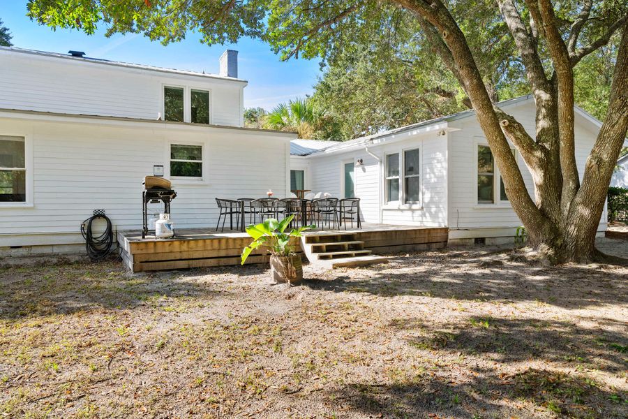 There is large backyard than can be used for yard games 