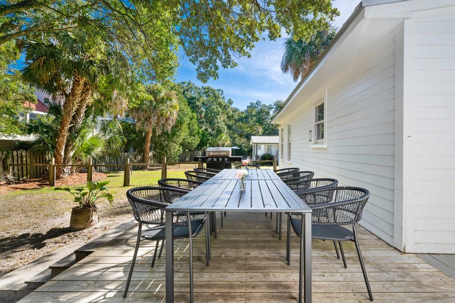 Large back deck with plenty of seating for your group 