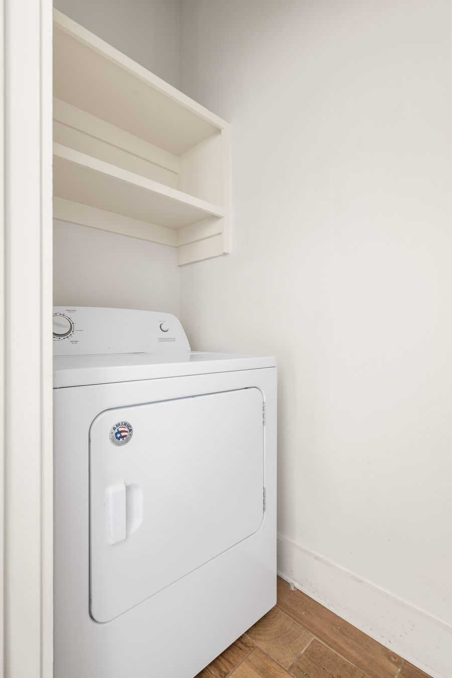 Washer + Dryer