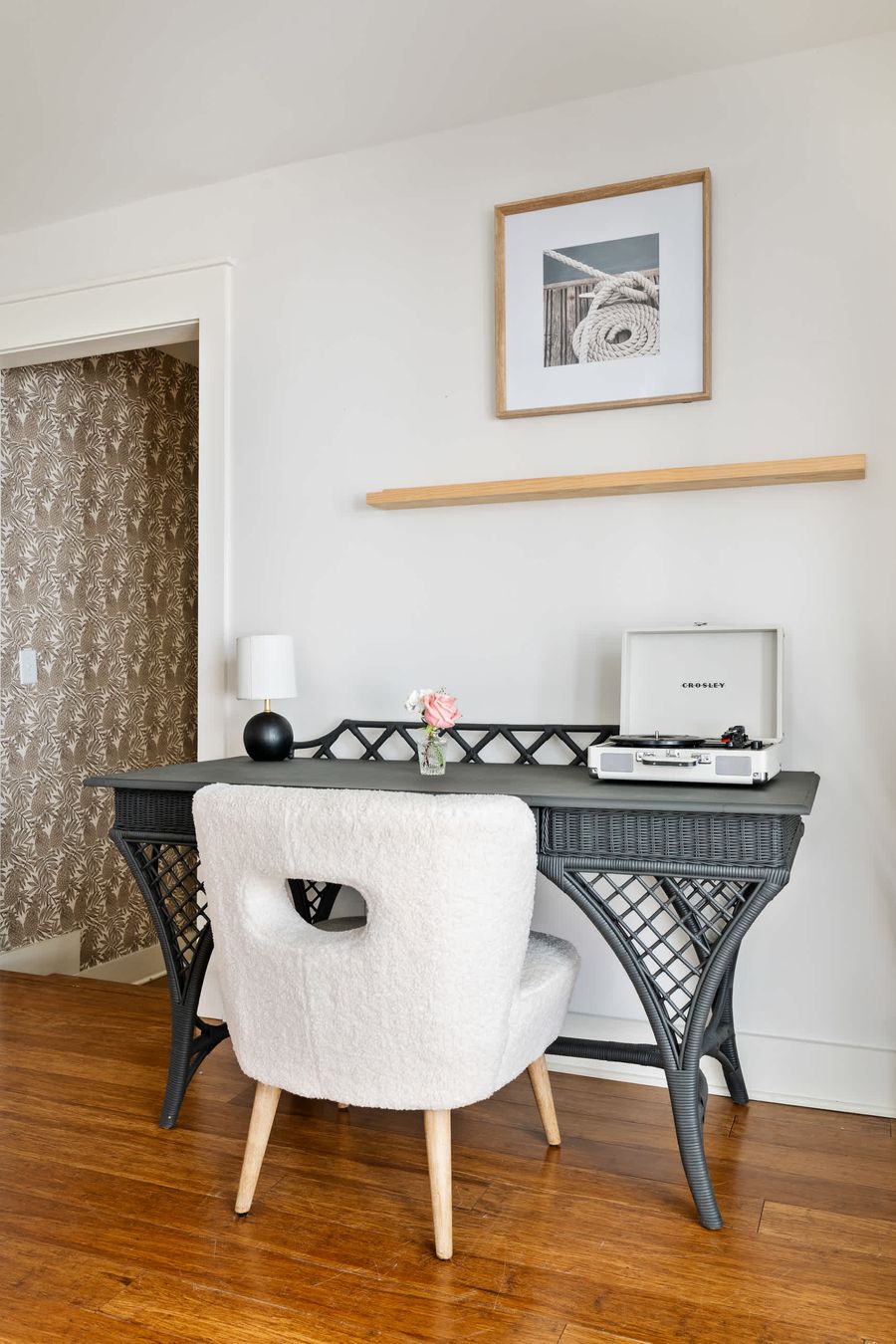 Work station in the second living room 