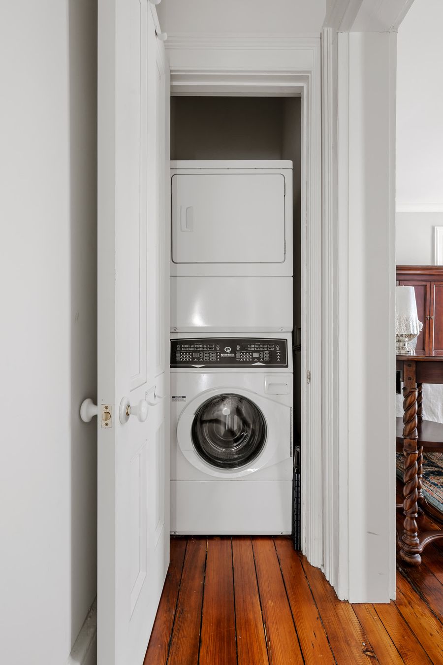 Washer + Dryer 