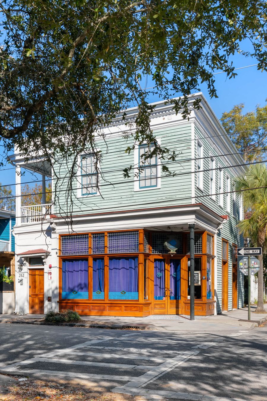 Chubby Fish is one of the best restauanrts in Charleston and located in the neighborhood