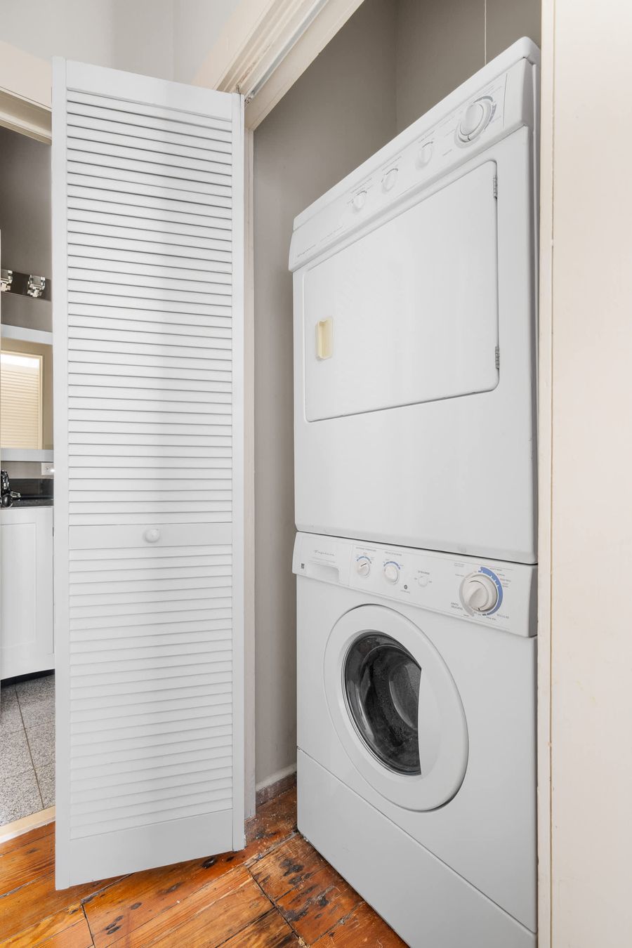 Washer + Dryer