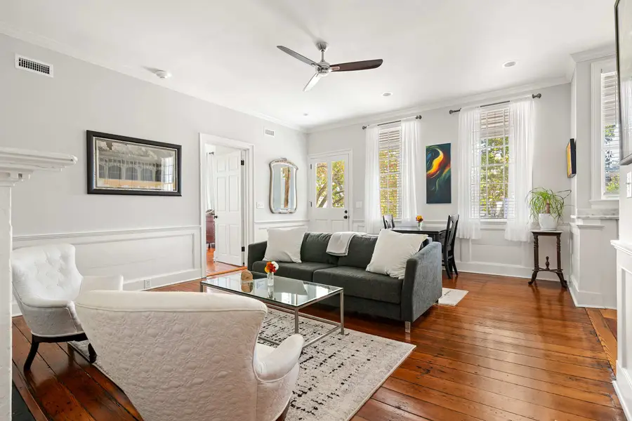 Spacious living room