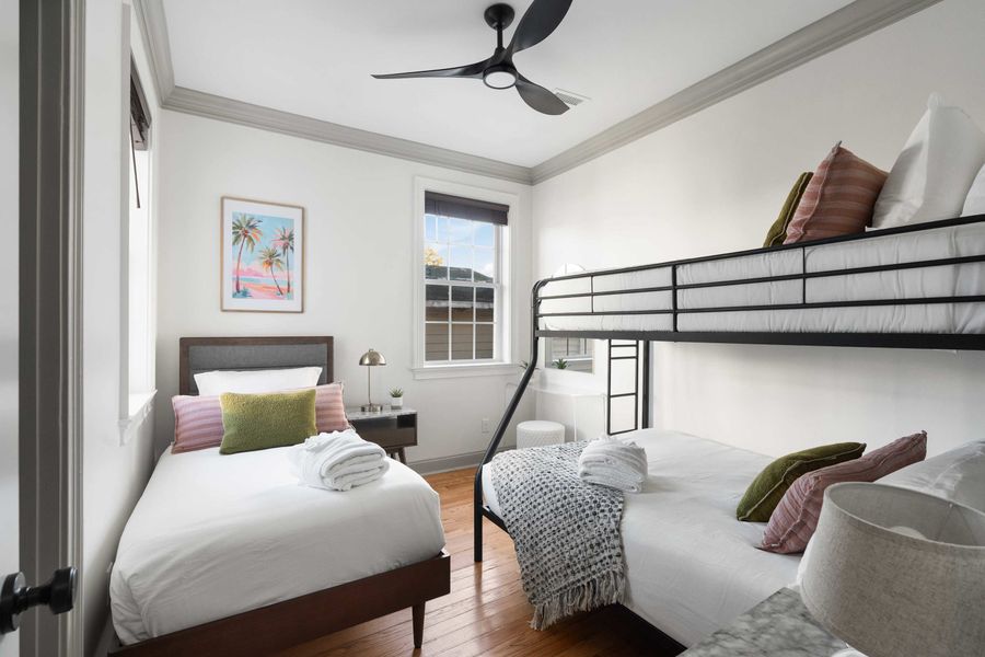 Bedroom 6: Twin Bed + Twin Bed + Full Bed (Bunk)
