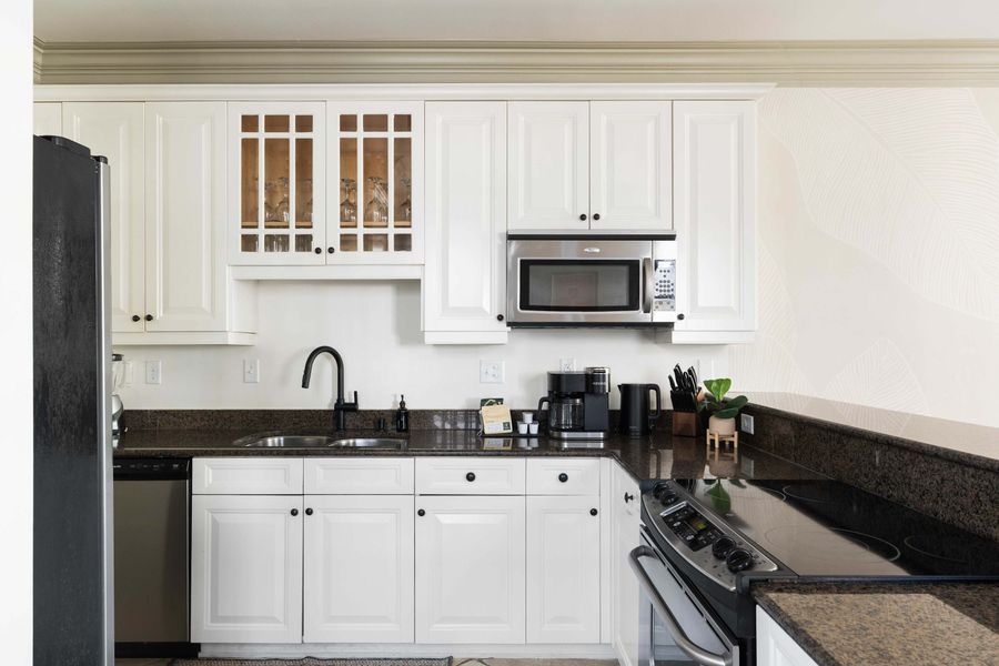 Fully equipped kitchen