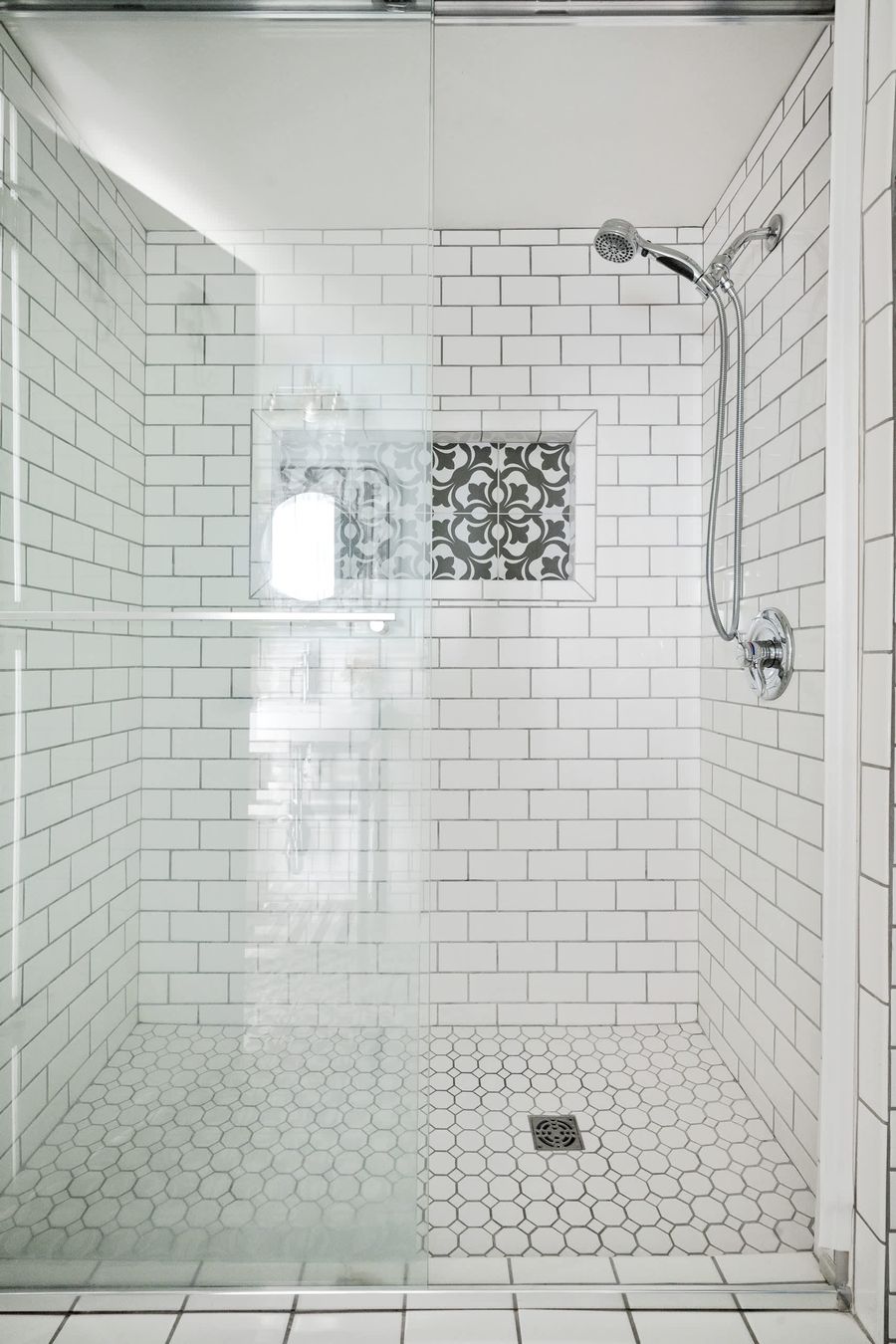 Bathroom 3: Walk-in Shower 