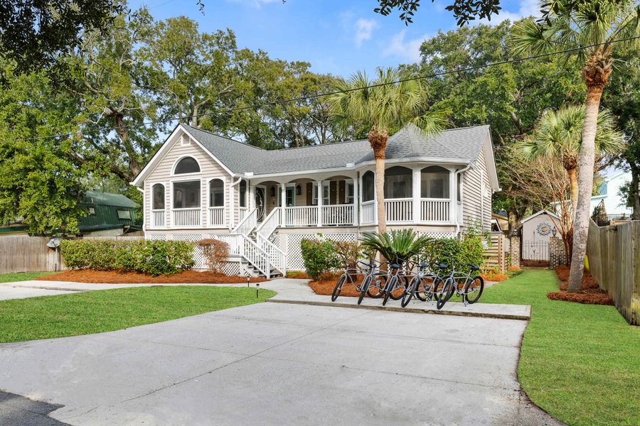 Five (5) beach cruisers are available for your use 