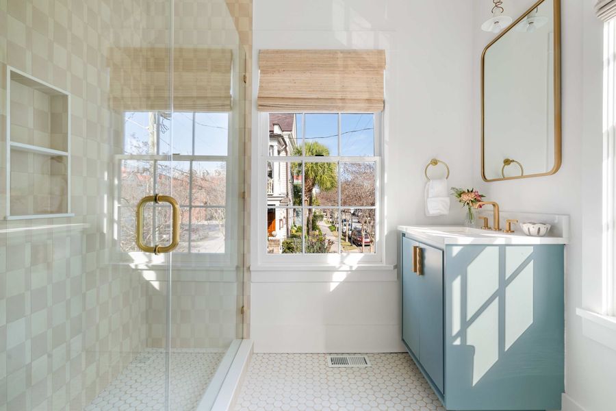 Bathroom 1: Walk-in Shower 