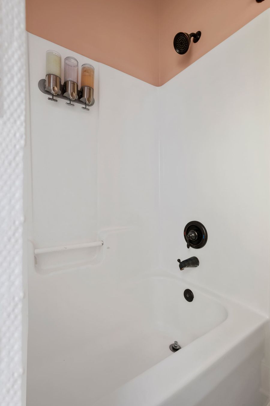 Bathroom 1: Shower/Tub