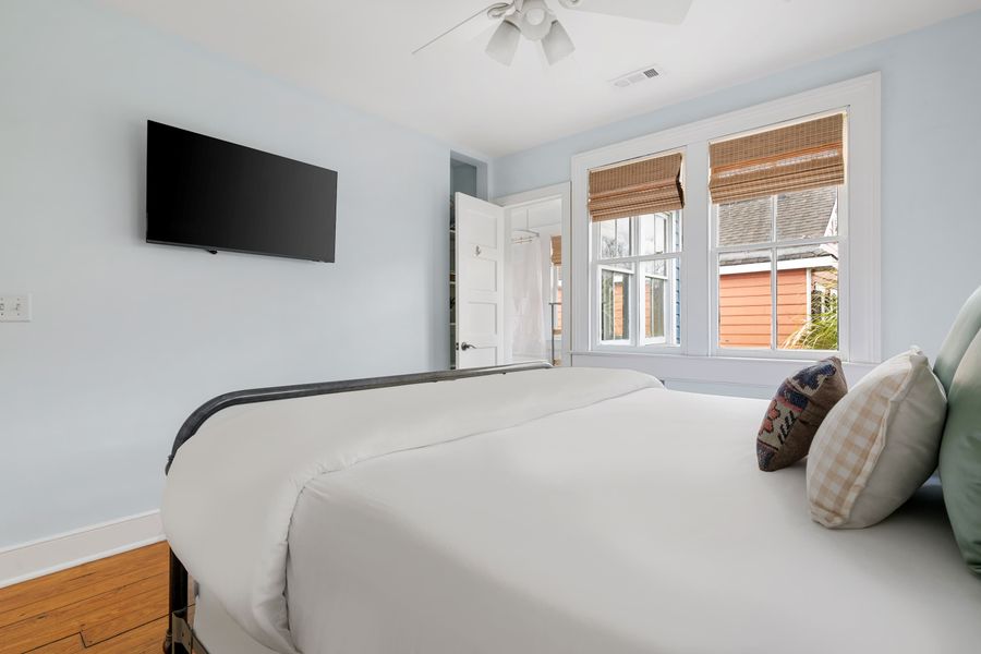 Bedroom 1: King Bed + TV 