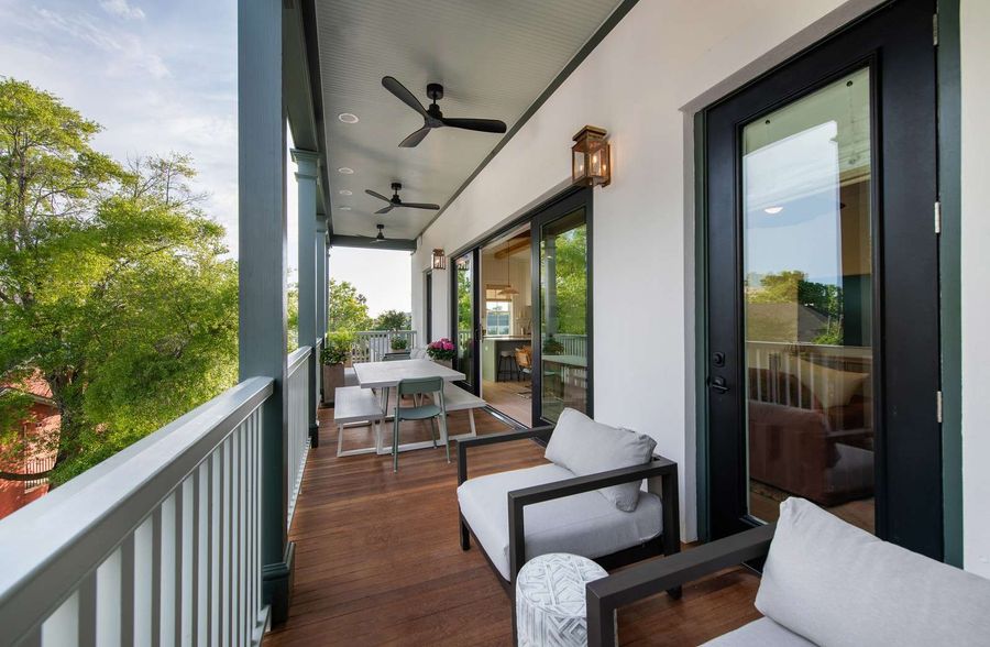 Large outdoor space for the whole group!
