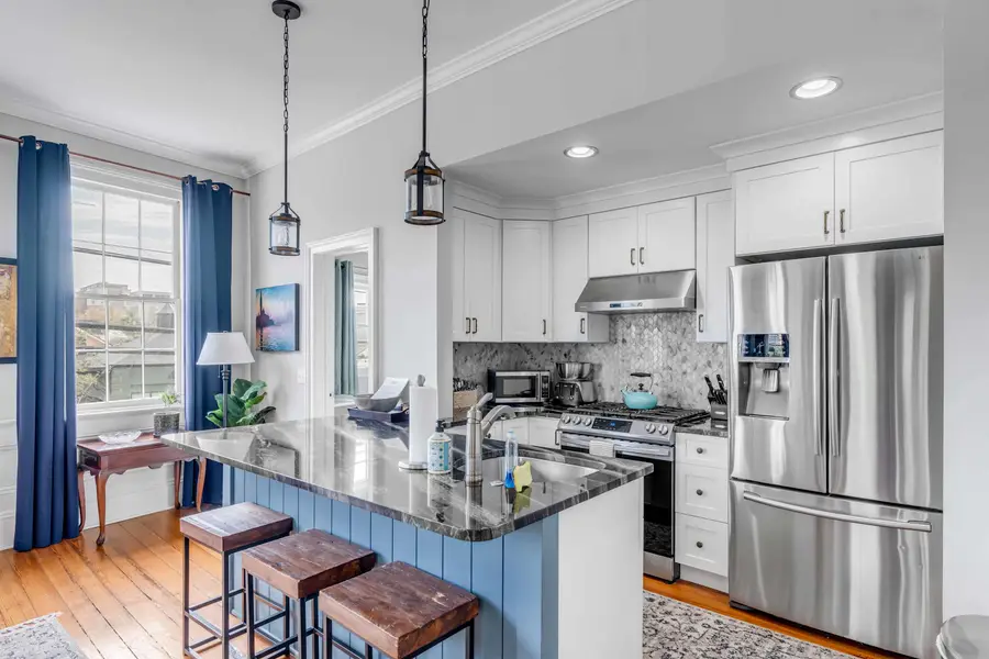 Fully equipped kitchen with a spacious island and everything you need to cook, dine, and gather.