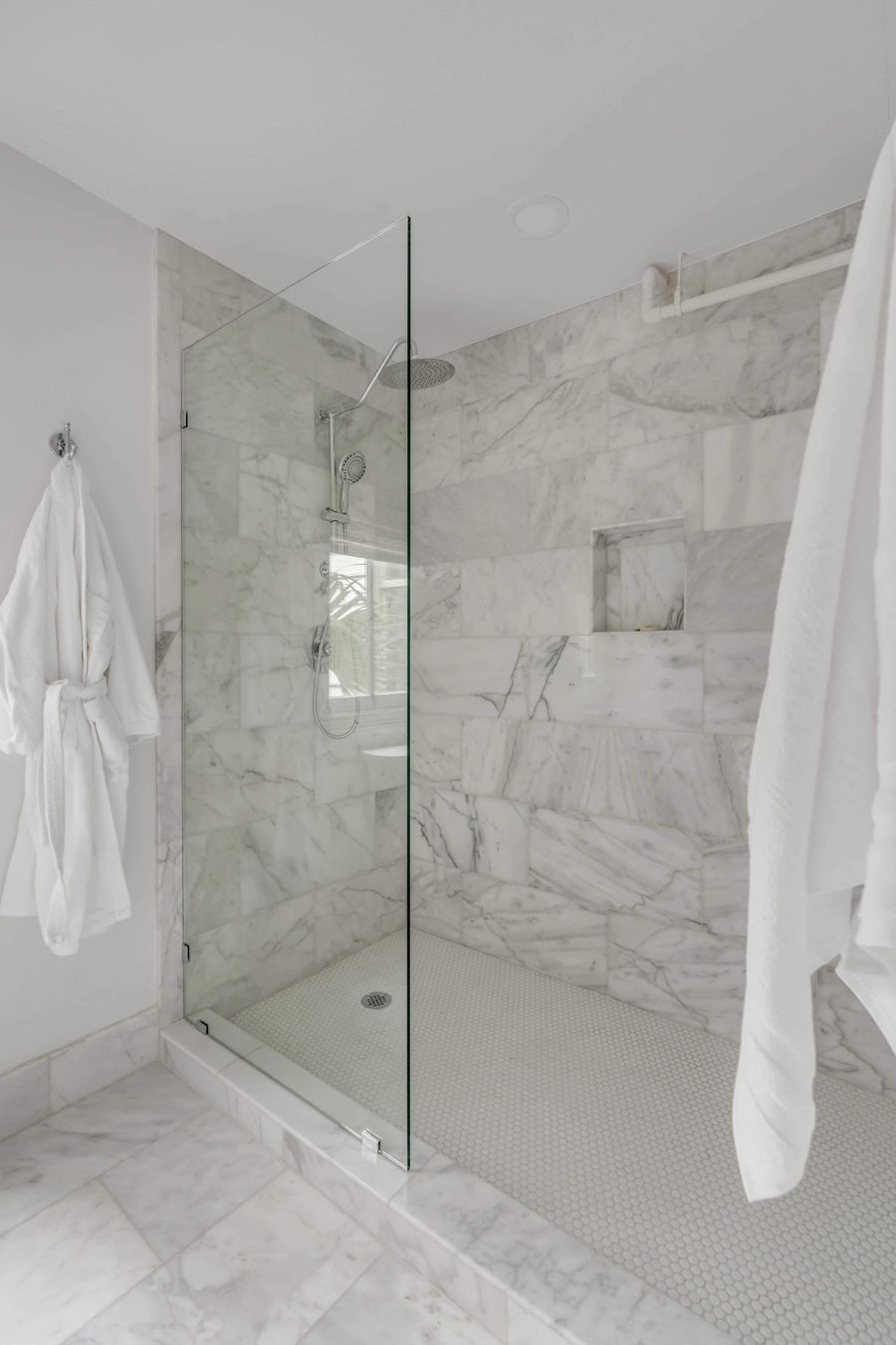 Bathroom 2: Walk-in shower