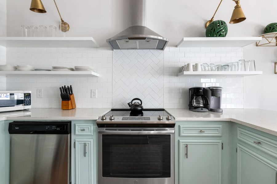 Fully equipped kitchen