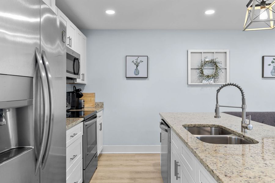Fully equipped kitchen