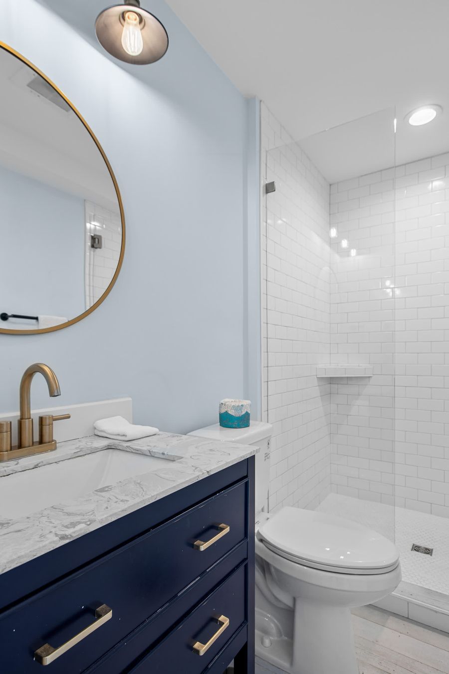 Bathroom 2: Walk-in shower