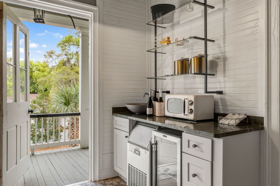 Kitchenette