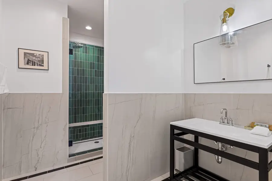 Bathroom 1: Walk-in shower