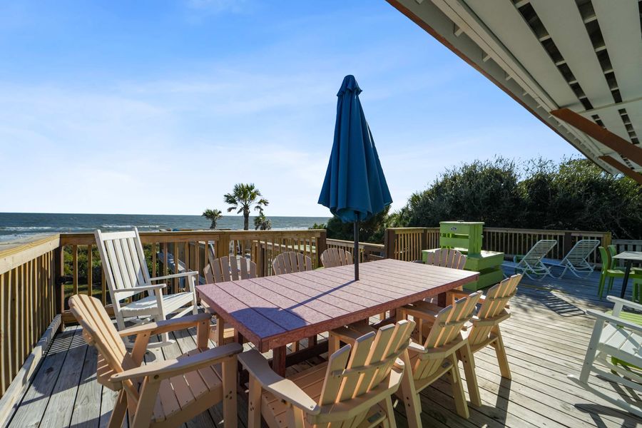 Outdoor dining area