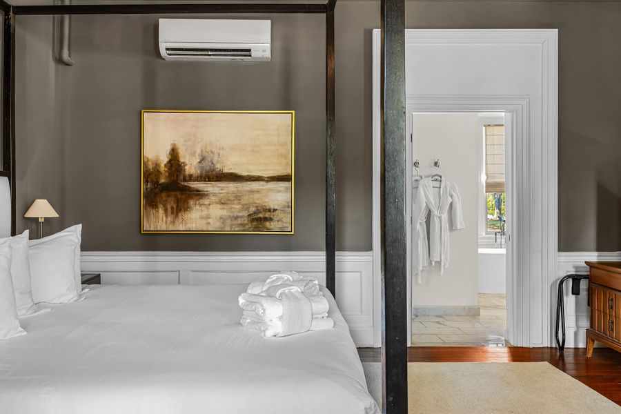 Bedroom 1: King bed