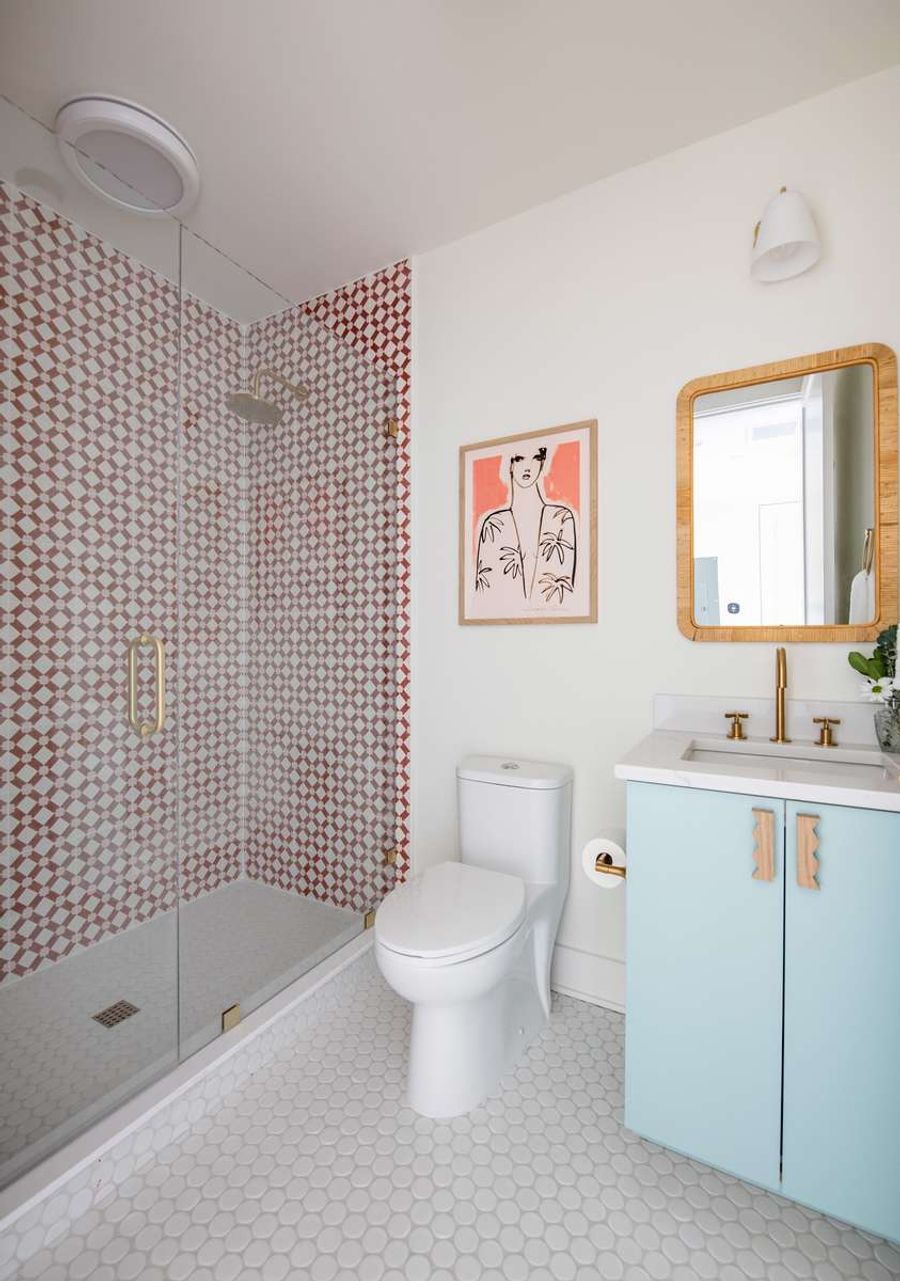 Bathroom 1: Walk-in shower