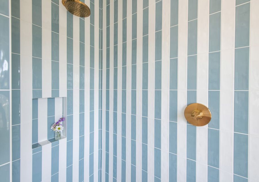 Bathroom 3: Walk-in shower