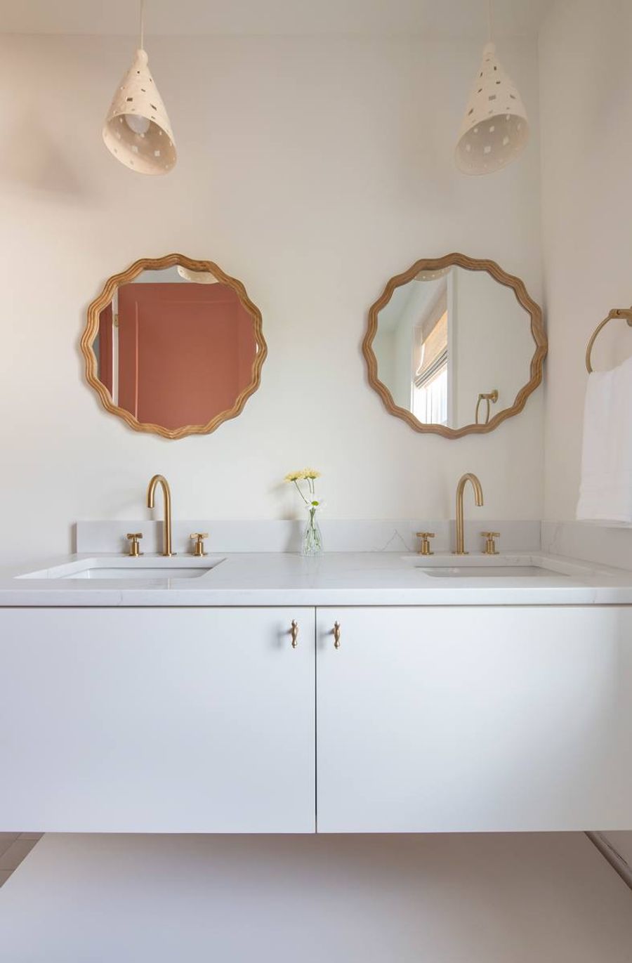 Bathroom 4: Double vanity