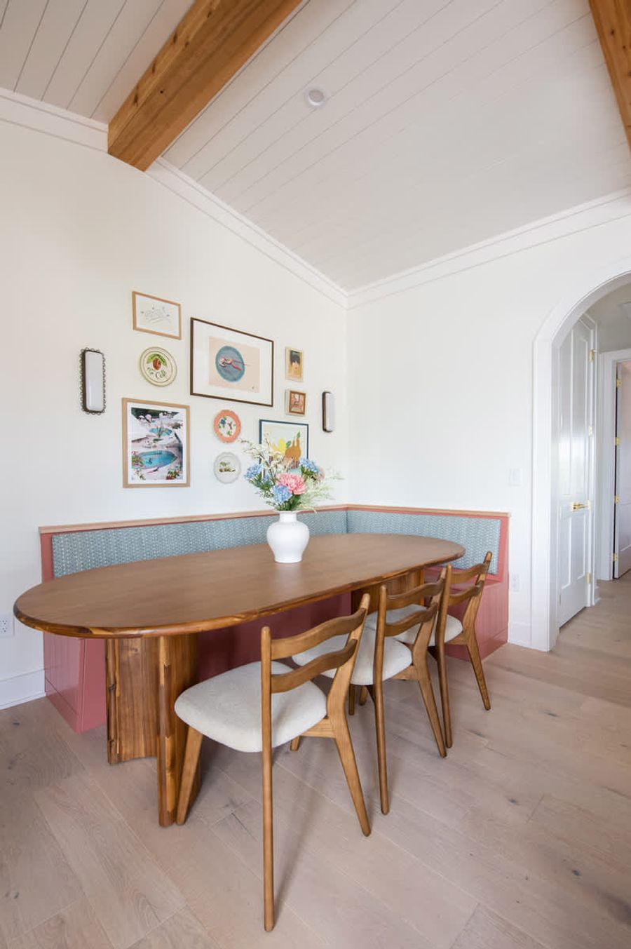 Dining area 2