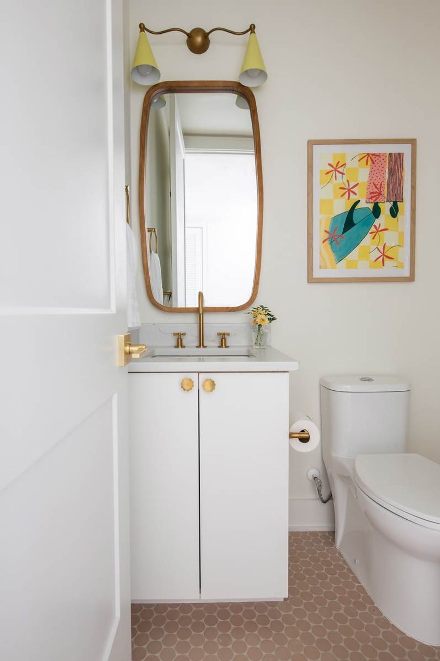 Bathroom 5: Walk-in shower