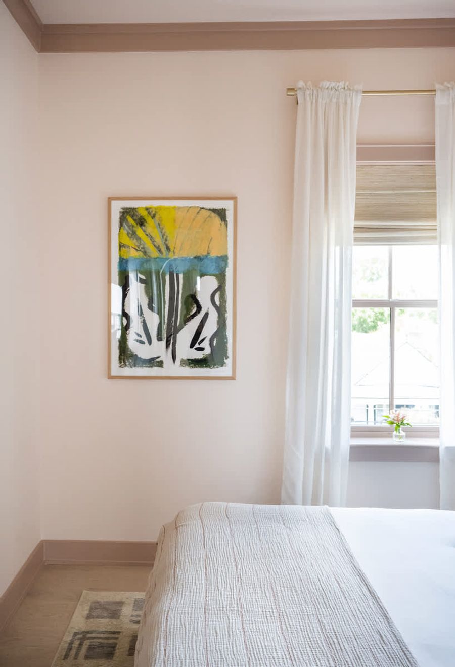 Bedroom 7: King Bed
